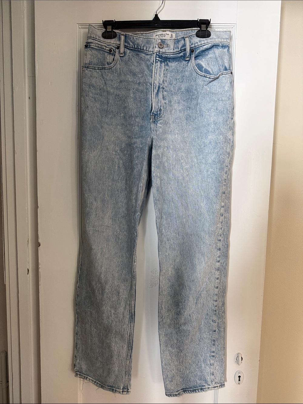 Abercrombie 90s straight ultra high rise jeans